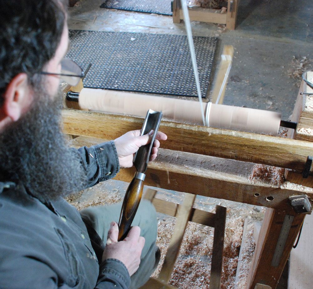 Make-a-Joint-Stool-from-a-Tree3