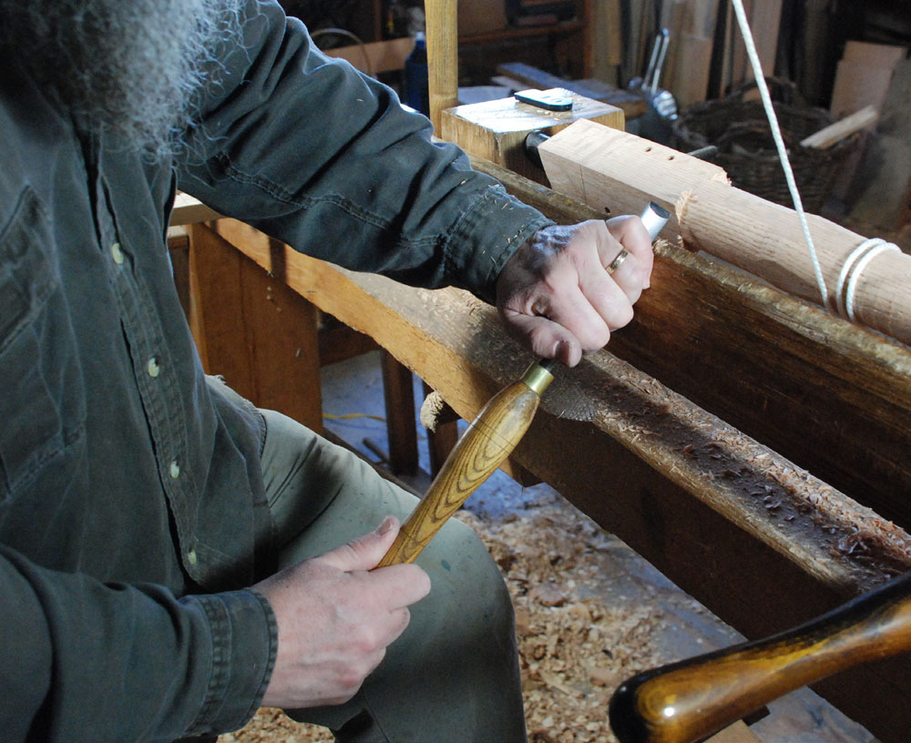 Make-a-Joint-Stool-from-a-Tree4