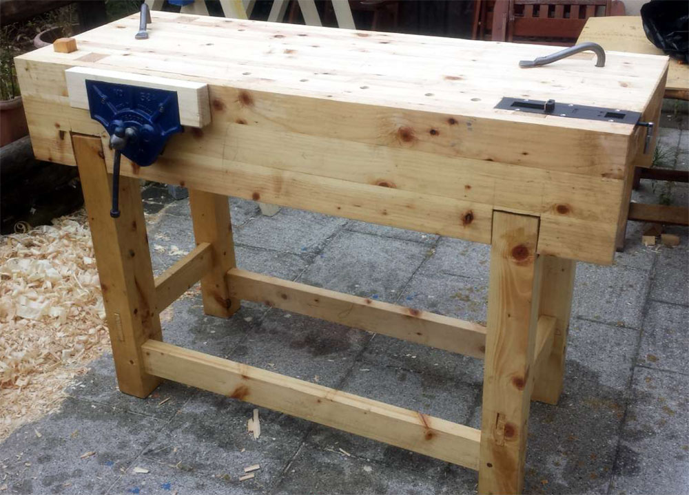 bench-build