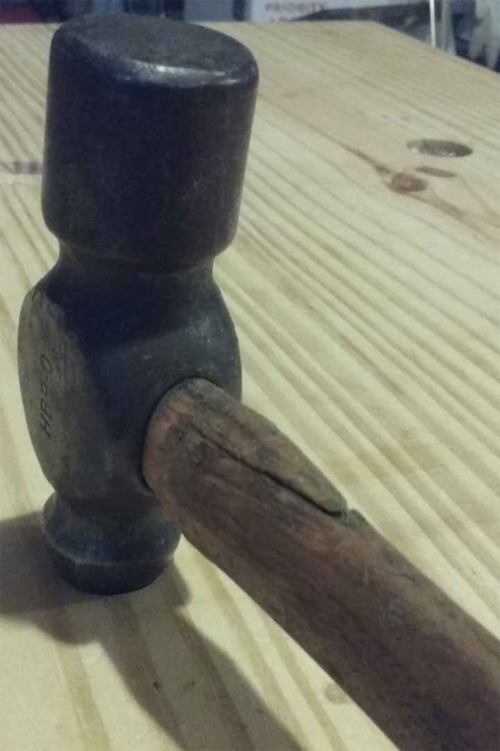 cracked-hammer