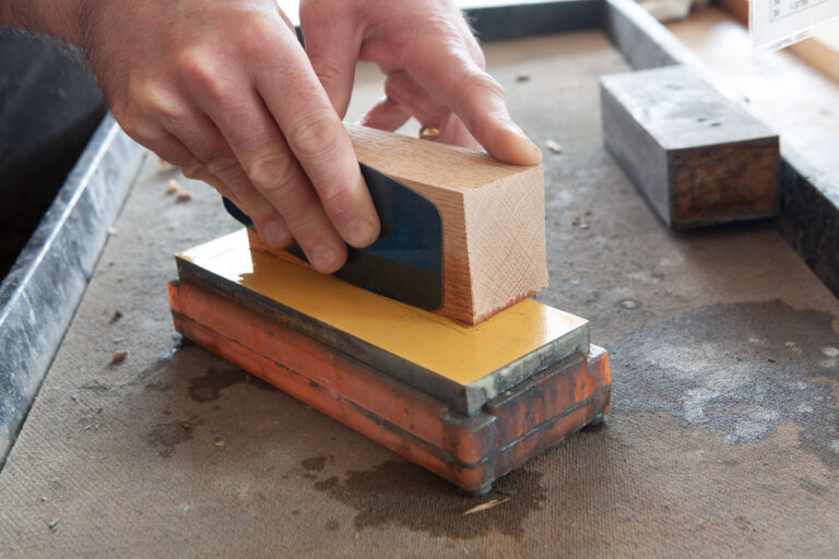 How to Sharpen a Curved or Flat Scraper - Lost Art Press